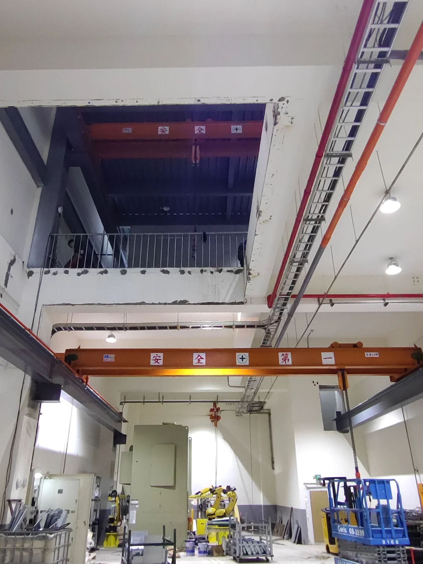 桃園龜山新廠天車新裝 照片 1